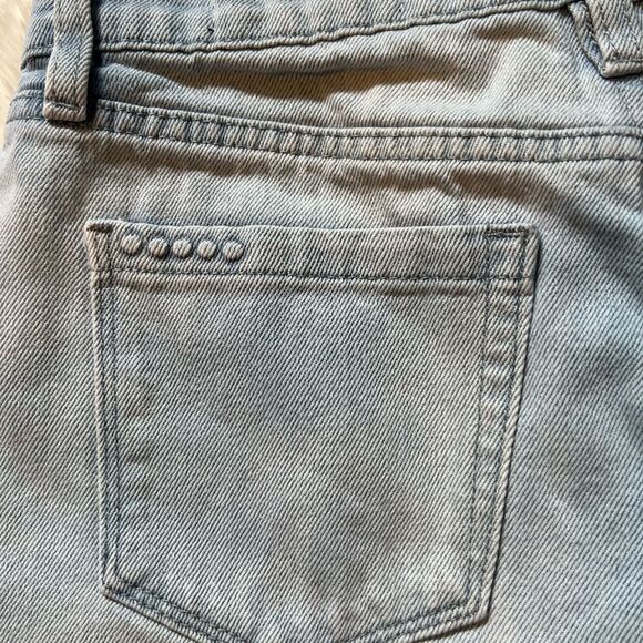 Blank NYC Blue Jean Shorts Distressed Cut-Off Hem Sz 27 - Picture 6 of 10